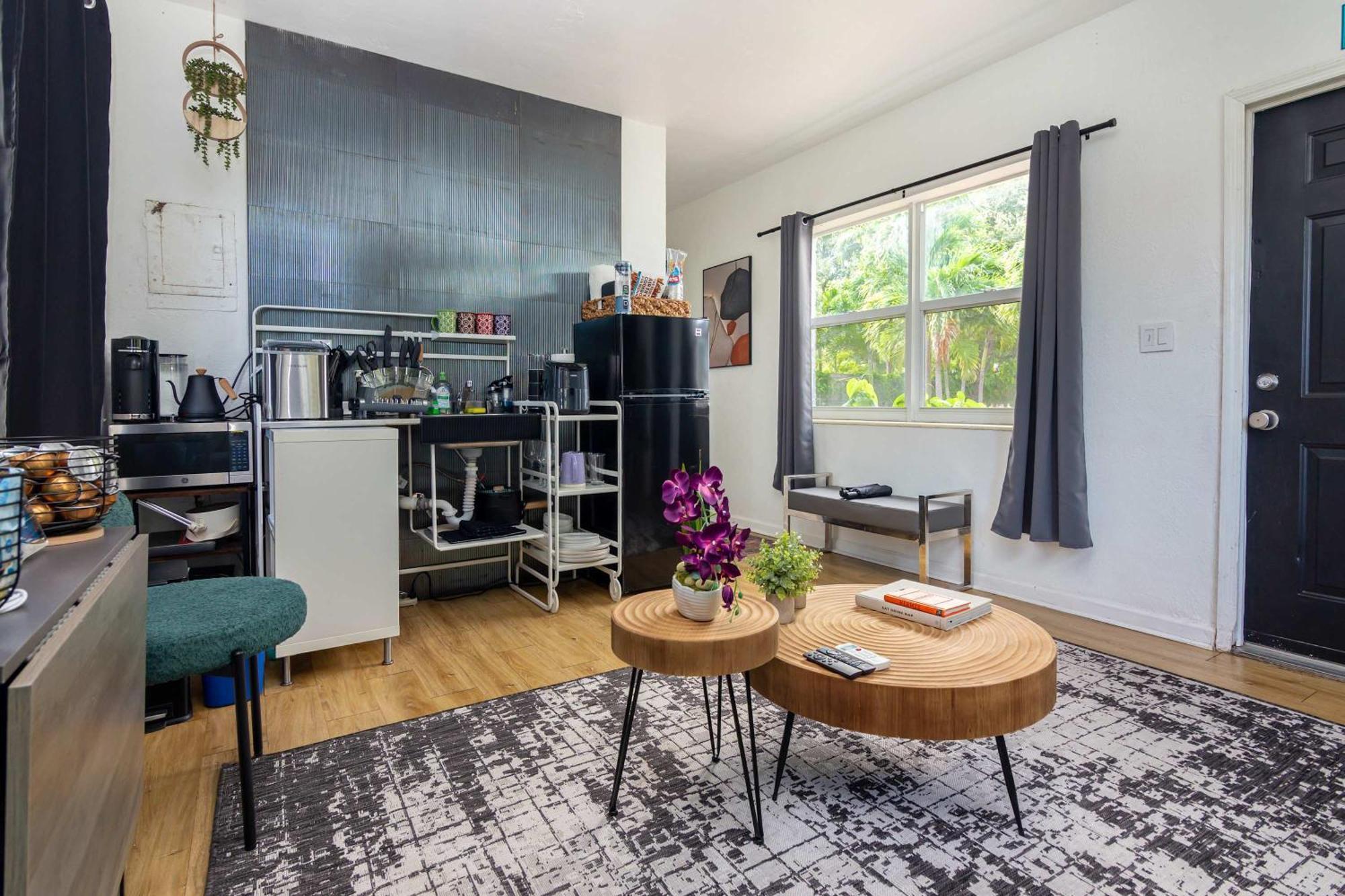Serene Cottage Retreat, Ideal For Couples & Solo マイアミ エクステリア 写真