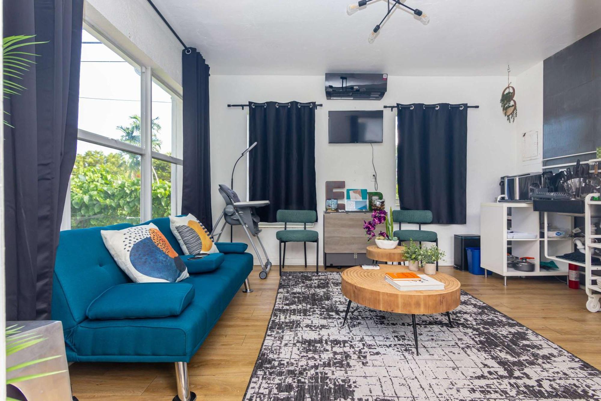 Serene Cottage Retreat, Ideal For Couples & Solo マイアミ エクステリア 写真